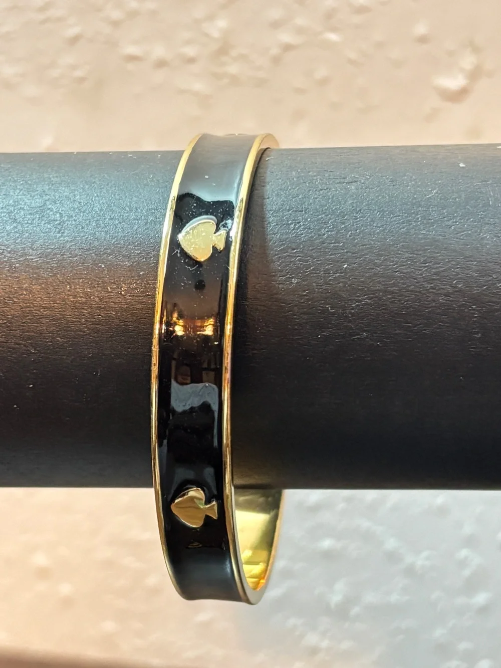 kate spade Black and Gold Enamel Bangle Bracelet - Picture 6 of 6